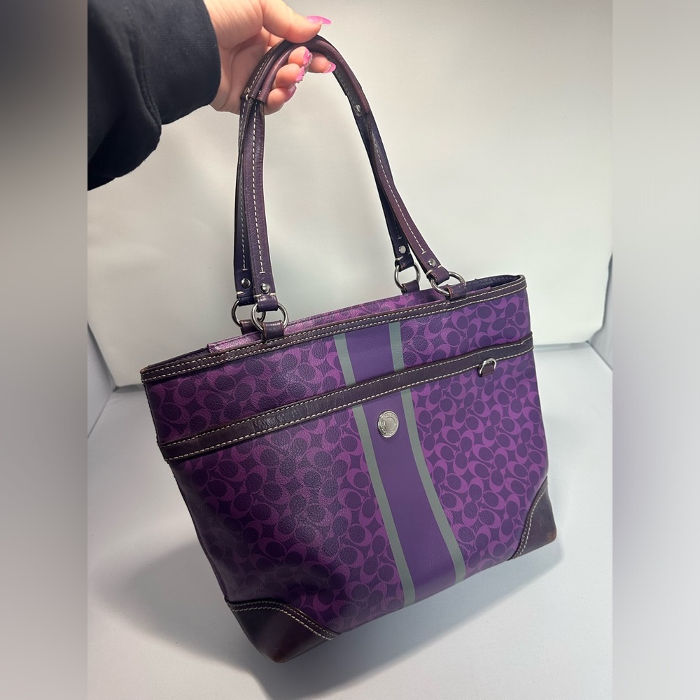 Vintage Leather Coach Shoulder Bag